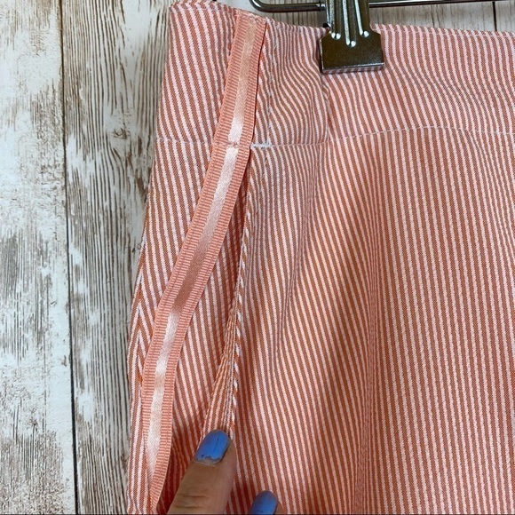 Lady Hagen Striped Back Zip Golf Skirt Size 6 Women - Picture 3 of 10